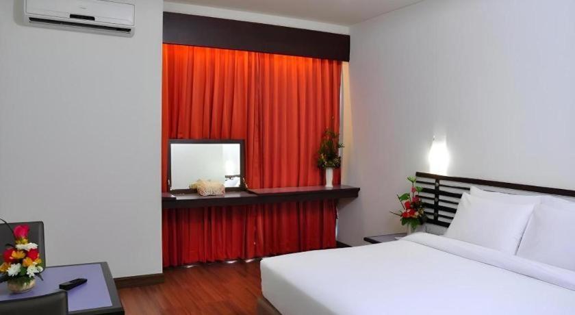 The Color Hotel Hat Yai Eksteriør billede